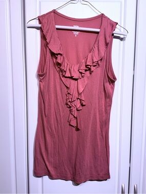 Mossimo Supply Co. Sleeveless Ruffle V-Neck Tank - Size small